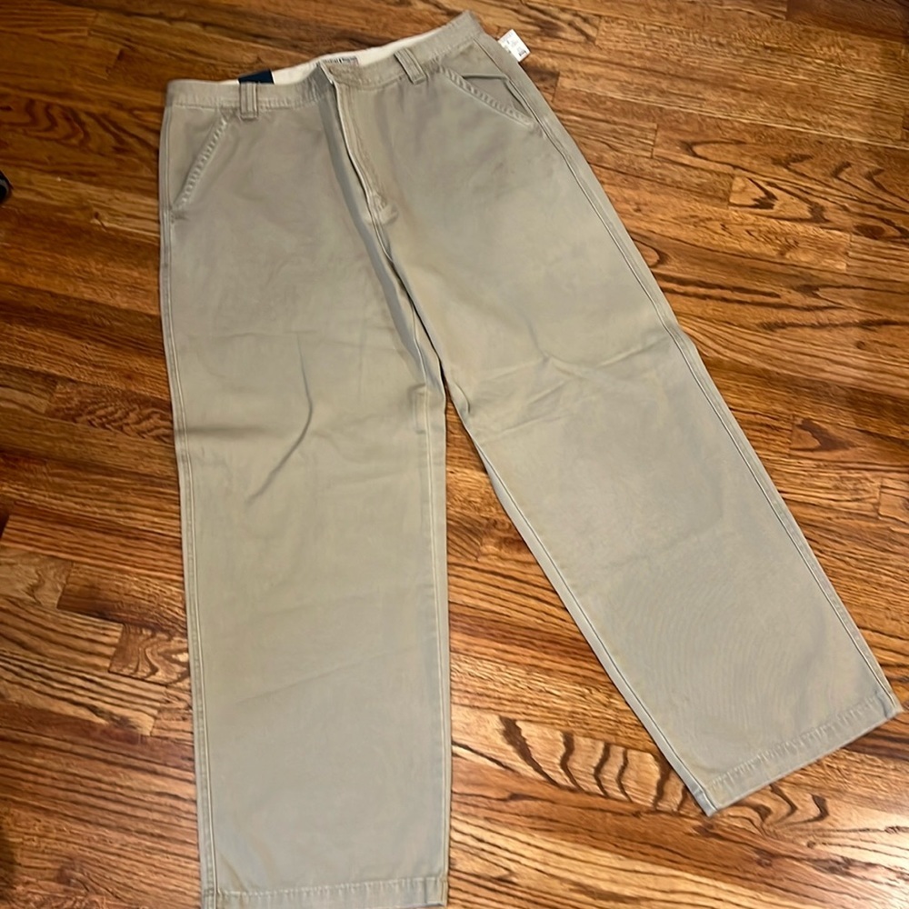 Aeropostale men’s flat front 38/32
